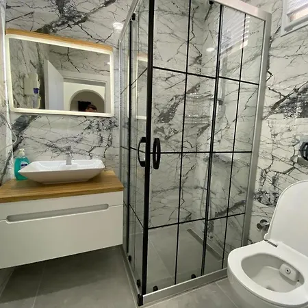 Manolya Hotel