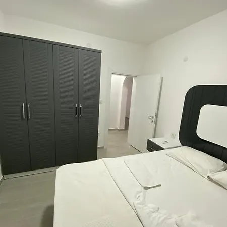 Manolya Hotel *