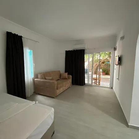 Hotel Manolya