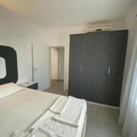 Hotel Manolya *