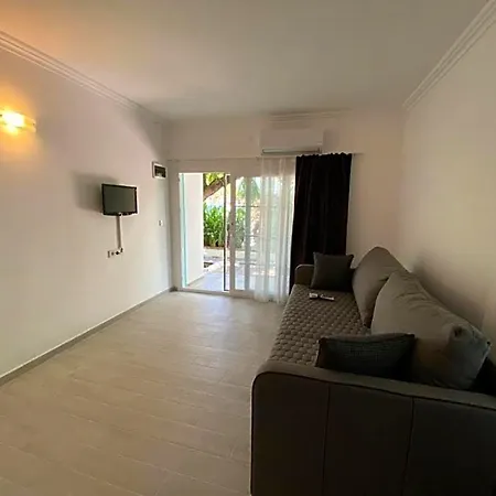 Hotel Manolya