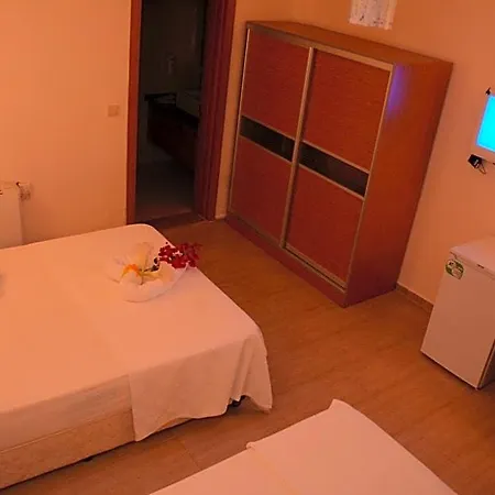 Manolya Hotel
