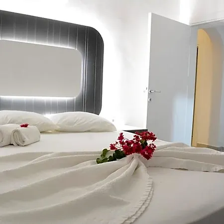 Manolya Hotel *